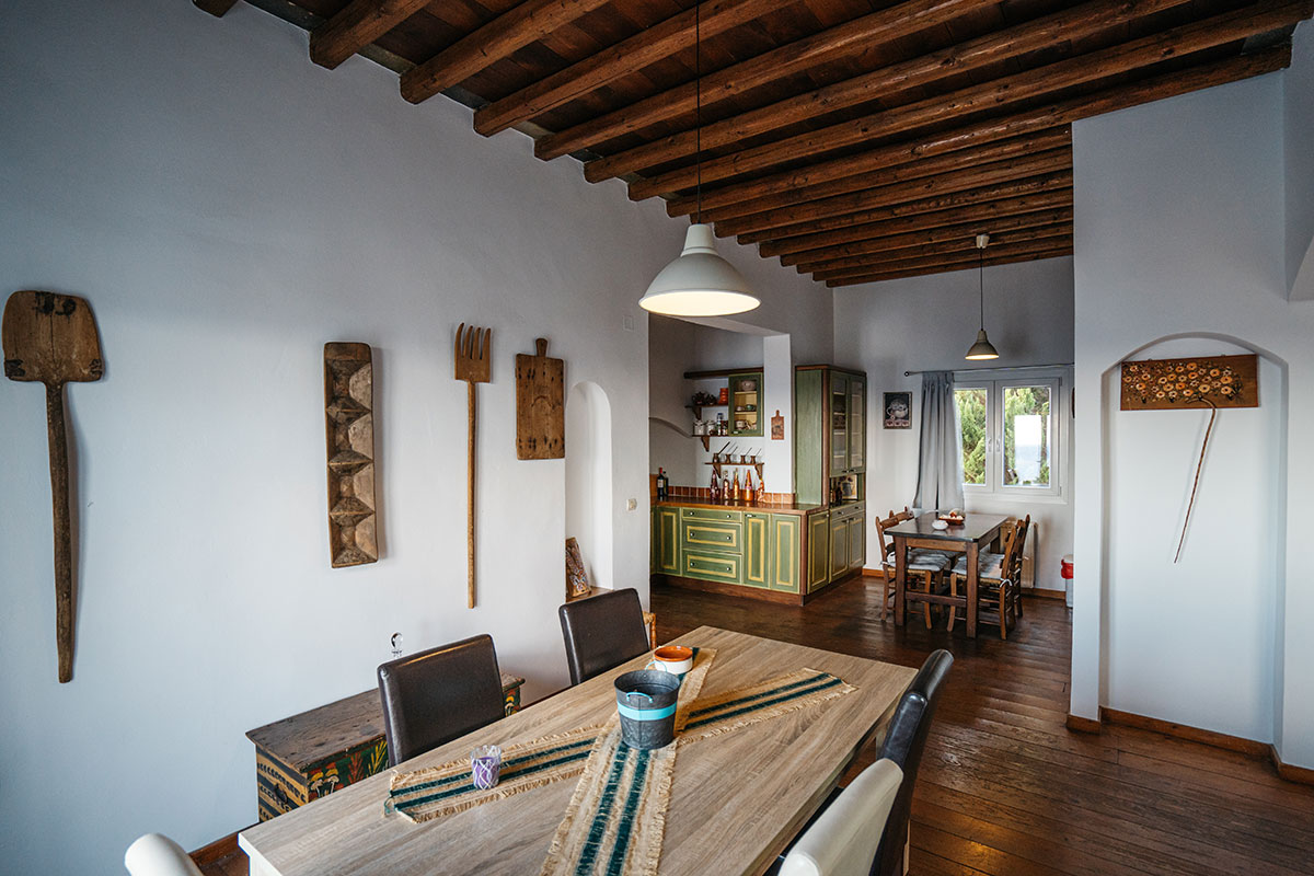 Table à manger à la Villa Napos